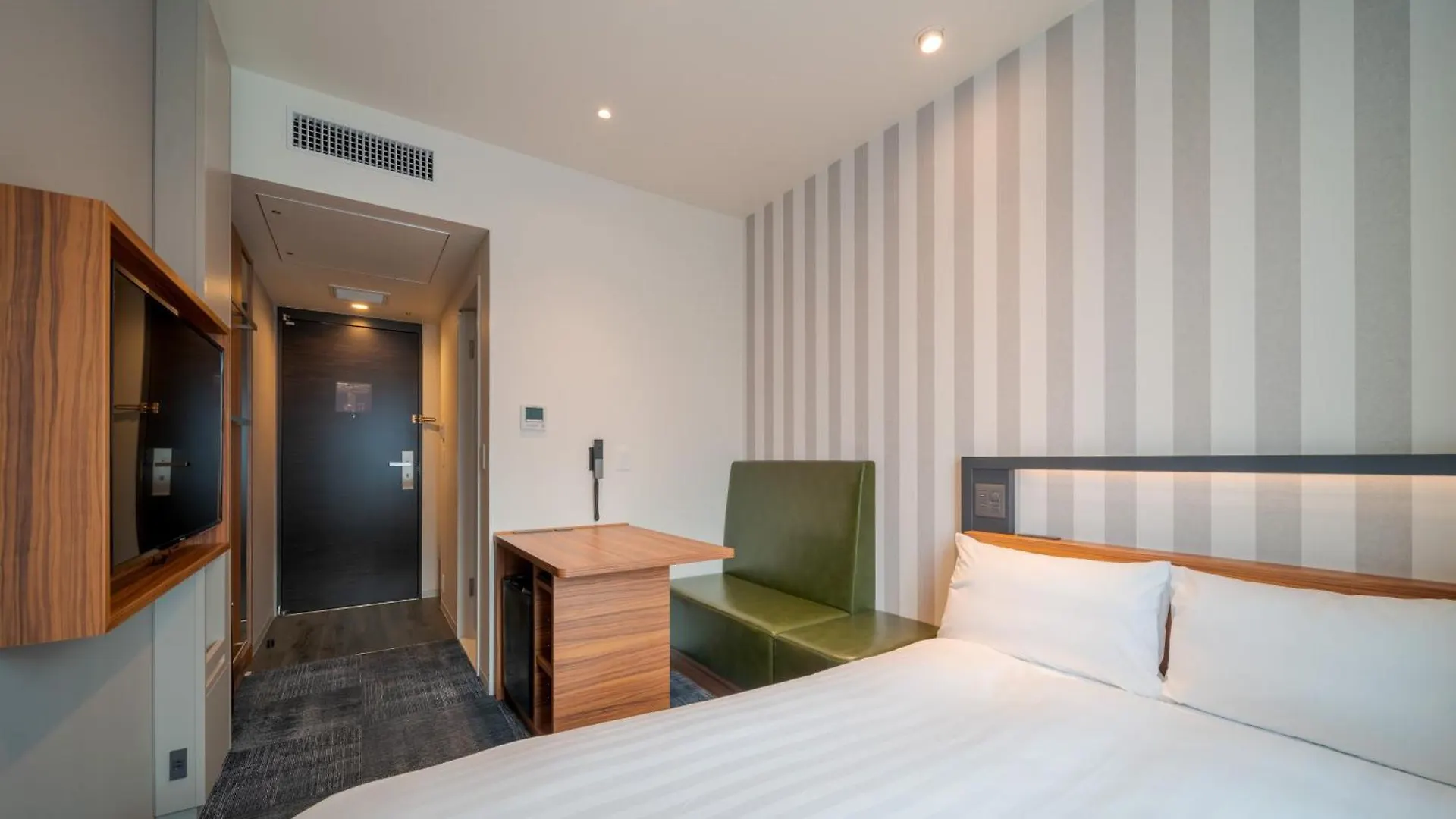 Via Inn Prime Osaka Kyobashi 3*,